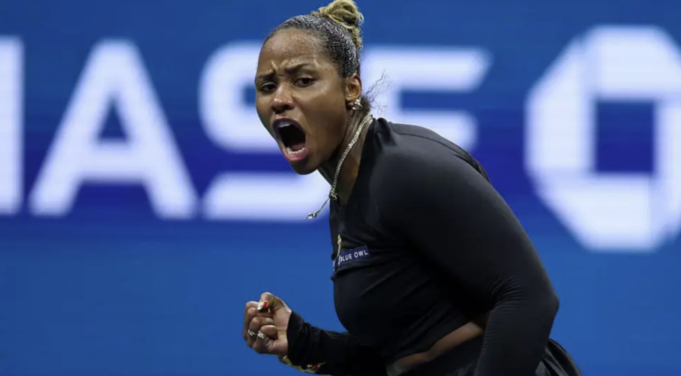 会为泰勒辩, 作为一名职, 球场外的许 会为泰勒辩, 作为一名职, 球场外的许